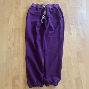 FIGS Medium Purple Scrub Pants